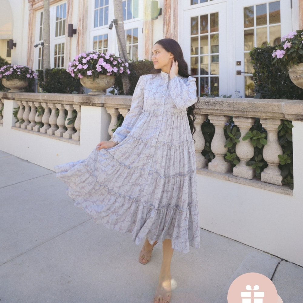 Dainty Jewells Stepping Into Spring size small lavender gray midi dress